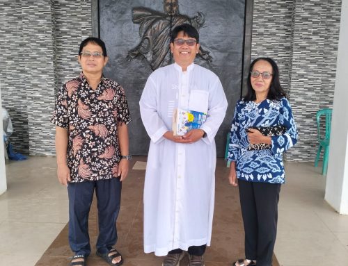 Sambutan dari para guru agama, katekis , Kepala Sekolah, SMP Negeri dan umat di Paroki Sejiram dan Semitau, Keuskupan Sintang, Kalbar terhadap SMAK Santo Eugenius Purwokerto sungguh baik.